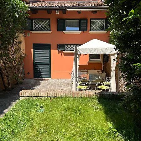 Vakantiehuis Isaia Garden - Bolognarooms